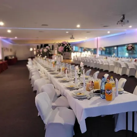 Sobotel & Klimatyzowany 3* Sobótka