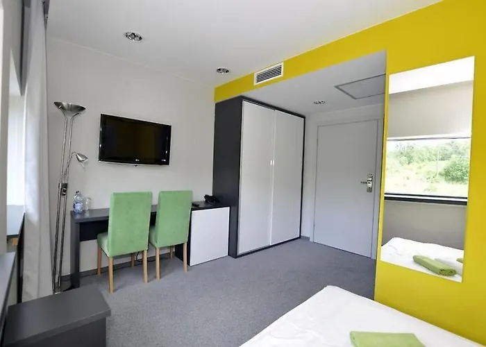 Sobotel & Klimatyzowany 3* Sobótka